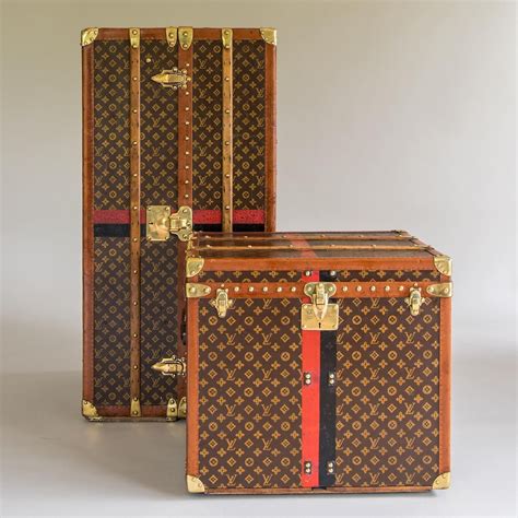 pic trunk louis vuitton